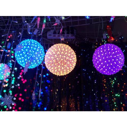 웨딩홀 크리스마스 장식용 랜턴 LED 일루미네이션 점등 조명 알전구 천장 컬러 볼 조명 LED 꽃잎 볼 라이트