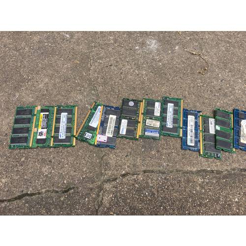 폐기 메모리 램 DDR1 DDR2 DDR3 가득 램 나쁜 노트북 나쁜 기억 데스크탑 램