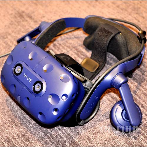 HTC VIVE pro 플래그십스토어 VR 가상현실 VR 헬멧 헤드셋 3D 최첨단 하이엔드 스마트 고글 선물 1000 게임
