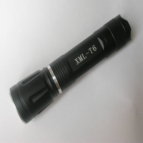 중국 프로모션 충전식 강력한 빛 손전등 플래시라이트 줌렌즈 M6 양 T6 미니 18650 미니 손전등 5EKS 디밍 105