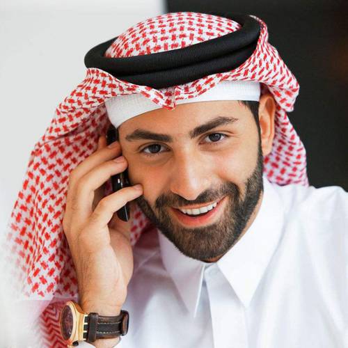 중동 사우디 아라비아 아라비아 사람 두바이 관광 남자 스카프 ABU 자비 스카프 머리를 감싼 남성 UAE 여행