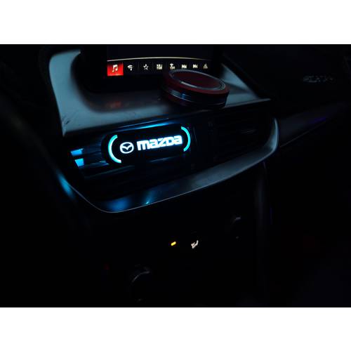 범용 폭스바겐 모델 송풍구 무드등 차량용 방향제 디퓨저 LED LED조명 차량용 방향제 차량용품 인테리어 조명