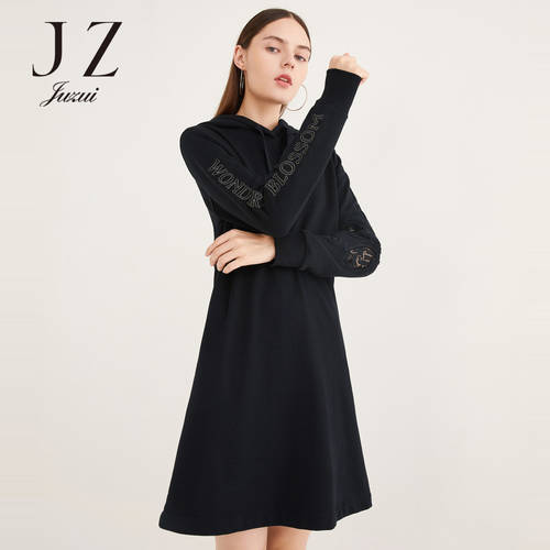 JUZUI/ 지우 지 공식 플래그십스토어  가을 신제품 신상 단색 후드 드로즈스트링 알파벳 중간 길이 여성 드레스