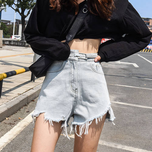 데님 쇼트 바지 여성 하이웨이스트 써머 여름용  신제품 신상 루즈핏 한국판 슬림핏 블랙 와이드 퍼 트리밍 a 자 핫팬츠 패션 트랜드