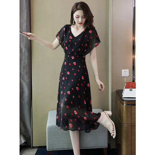 시폰 원피스 여성 여름  신상 한국 스타일 허리밴딩 슬림 배 가리는 분위기 V 칼라 꽃무늬 도트무늬 치마