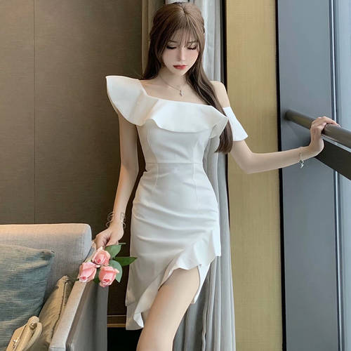  써머 여름용 신상 신형 신모델 레이디 분위기 섹시한 일자 어깨 흰색 컬러 드레스 프렌치 크로스백 드레스 머메이드 스커트