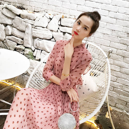 핑크색 도트무늬 원피스 여성 여름  NEW 바닥 시폰 미디 플레어 밴딩 분위기 봄철 여성복 치마