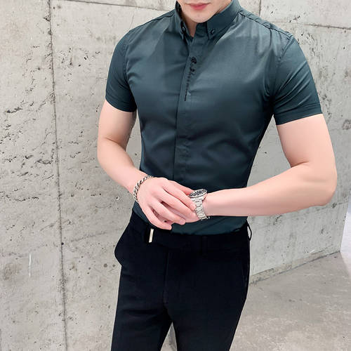 짧은 소매 셔츠 남성 여름 지보 제품 한국 스타일 유행 트렌드 멋진 스타일리쉬한 헤어디자이너 슬림핏 캐주얼 반소매 자수 셔츠 남성용