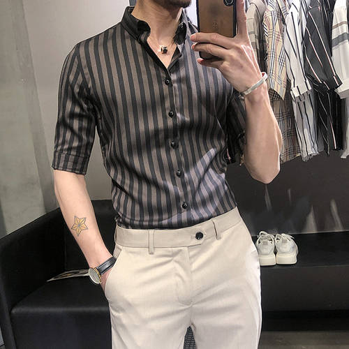 줄무늬 스트라이프 짧은 소매 셔츠 남성용 한국 캐주얼 유행 슬림핏 멋진 스타일리쉬한 여름 쿼터 7 포인트 하프 슬리브 멋진 하이엔드 셔츠