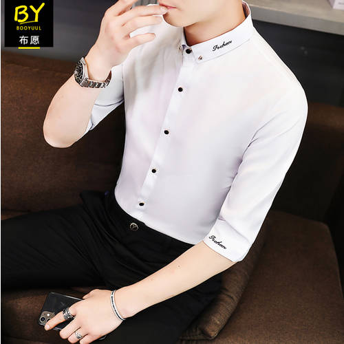 5부 소매 셔츠 남자 중학교 소다 카 시즌 레저 화이트 셔츠 남성 한국 스타일 슬림핏 자수 5부 소매 셔츠 유행
